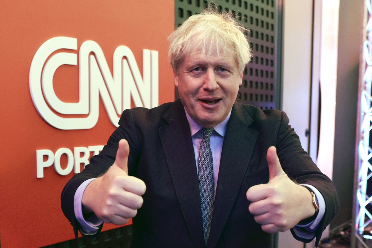 epa10319026 Former British Prime Minister, Boris Johnson, attends the 1st CNN Portugal International Summit under the theme 'Embrace the future: The world as we want it to be' in Lisbon, Por ...