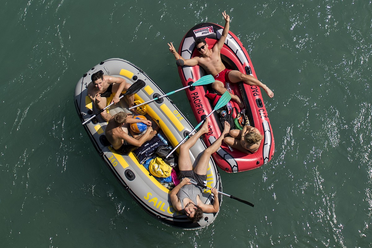 Auf der Aare bei Rubigen, 4. Juli 2015.