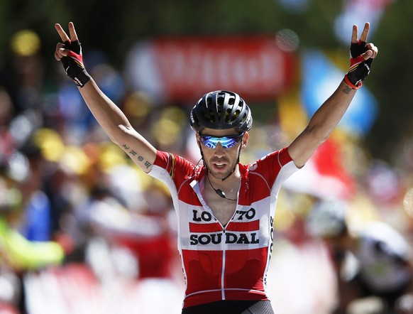 epa05424550 Belgian rider Thomas De Gendt of the Lotto Soudal team celebrates after winning the 12th stage of the 103rd edition of the Tour de France cycling race over 178km between Montpellier and Mo ...