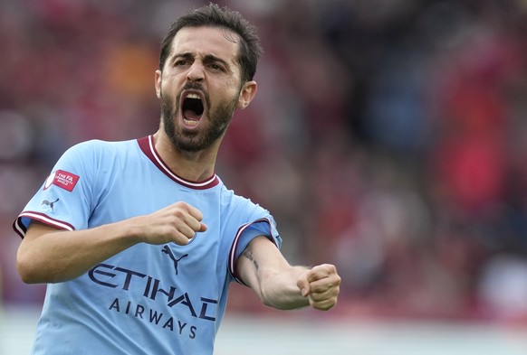 epa10099007 Manchester City's Bernardo Silva reacts during the FA Community Shield soccer match between Liverpool FC and Manchester City in Leicester, Britain, 30 July 2022.  EPA/Andrew Yates EDITORIAL USE ONLY. No use with unauthorized audio, video, data, fixture lists, club/league logos or 'live' services. Online in-match use limited to 120 images, no video emulation. No use in betting, games or single club/league/player publications