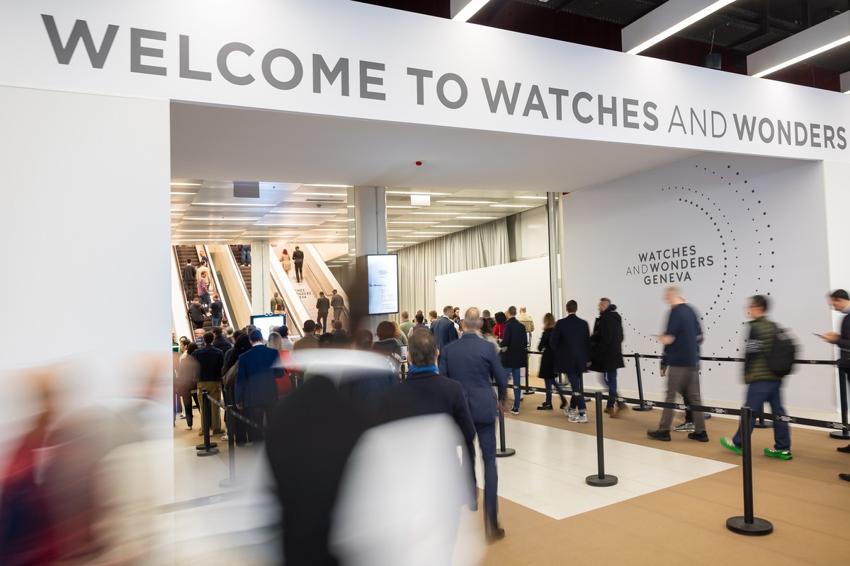 COMMERCIAL IMAGE, IMAGE DISTRIBUTED FOR WATCHES AND WONDERS GENEVA FOUNDATION, EDITORIAL USE ONLY - Visitors during the first public day at Watches and Wonders GENEVA, in Geneva, Switzerland, Saturday ...