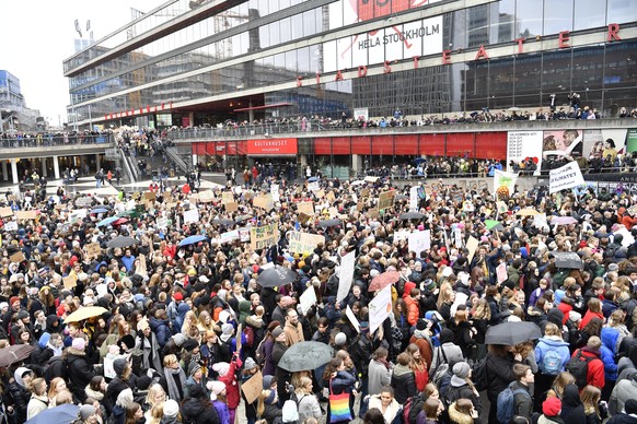 epa07438986 Students take part in a demonstration against climate change during a Friday Global Climate Strike in central Stockholm, Sweden, 15 March 2019. Students across the world are taking part in ...