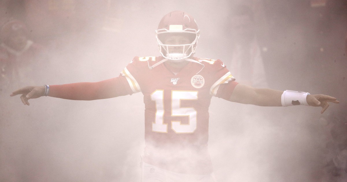 Kansas City Chiefs quarterback Patrick Mahomes (15) fires up his teammates before an NFL football game against the Oakland Raiders Sunday, Dec. 1, 2019, in Kansas City, Mo. (AP Photo/Charlie Riedel)