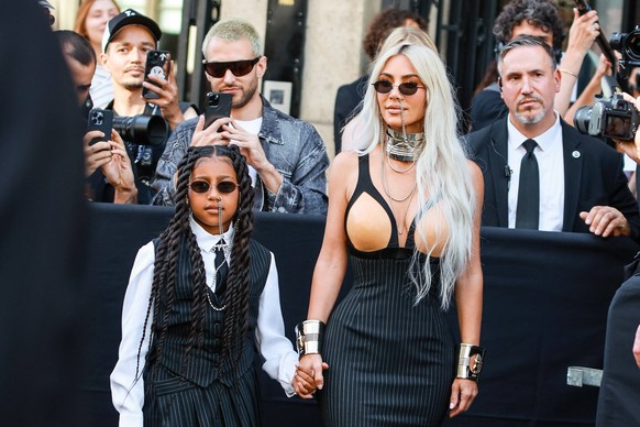 PFW - Jean Paul Gaultier by Olivier Rousteing Arrivals - Paris Fashion Week - Haute Couture Fall Winter 2022 2023 NB Kim Kardashian and North West attends the Jean Paul Gaultier by Olivier Rousteing C ...