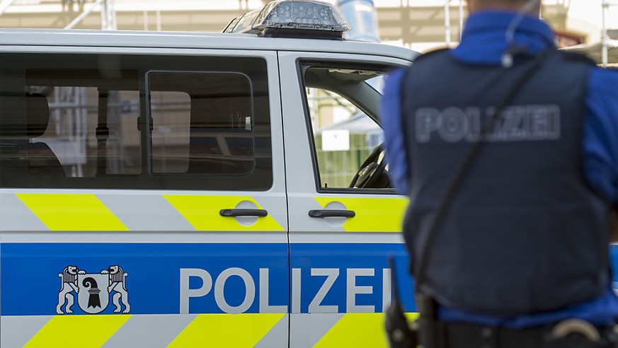 Die Basler Polizei musste am Mittwochabend wegen eines Familienstreits zu einer Wohnung im Gebiet Rheinacker ausrücken. (Symbolbild)