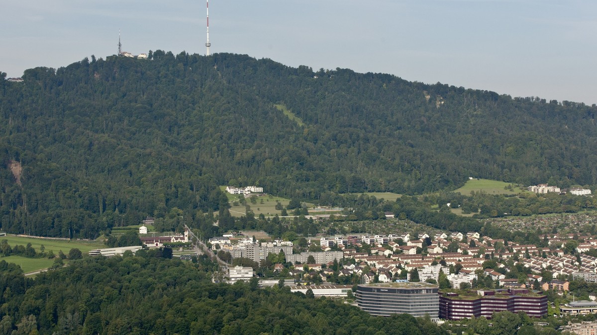 Tödlicher Unfall am Uetliberg ZH: Mann stürzt in der «Fallätsche» in die Tiefe