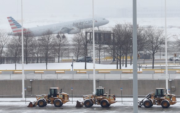 Eine Maschine der American Airline hebt im Februar in Chicago ab.