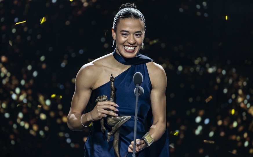 Ditaji Kambundji, Leichtathletik, erhaelt den Preis Sportlerin des Jahres 2025 an der Verleihung der Sports Awards 2025 am Sonntag, 29. Maerz 2026 in den Studios des SRF in Zuerich. Die Show wurde auf ...