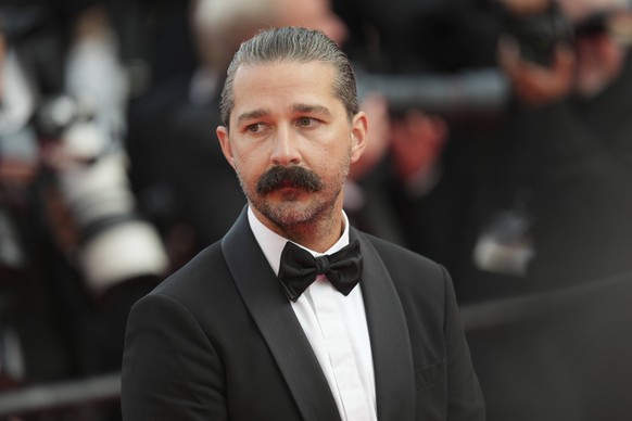 Shia LaBeouf poses for photographers upon arrival at the premiere of the film 'The Phoenician Scheme' at the 78th international film festival, Cannes, southern France, Sunday, May 18, 2025.  ...