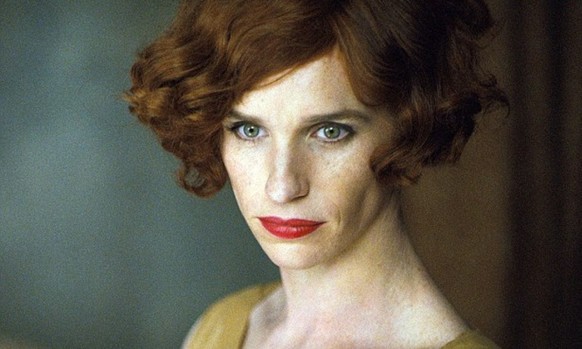 Eddie Redmayne als Lili Elbe.