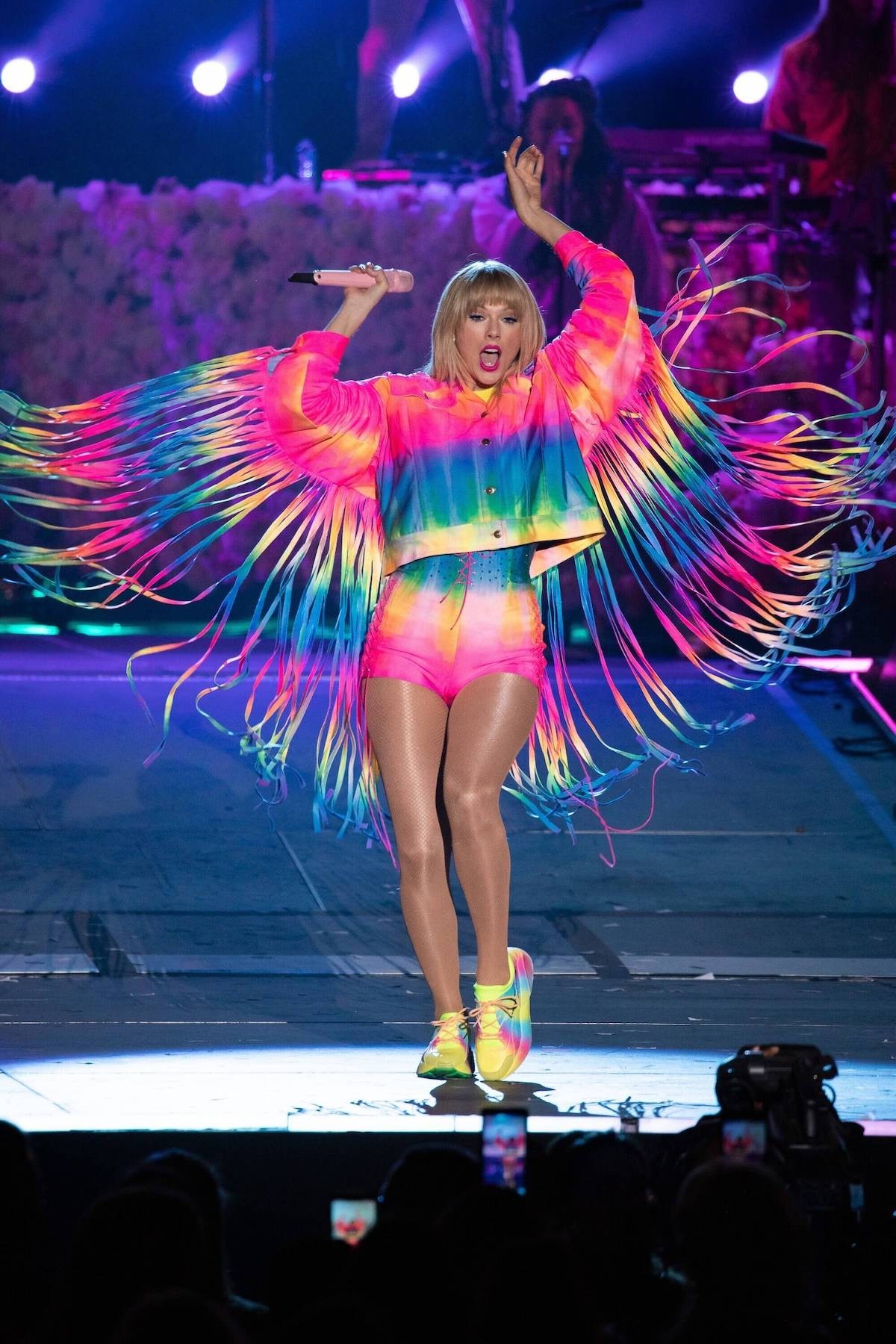 Taylor Swift on stage for iHeartRadio KIIS FM Wango Tango 2019 - SHOW, Dignity Health Sports Park, formerly StubHub Center, Los Angeles, CA June 1, 2019. Photo By: Adrian Cabrero/Everett Collection Fo ...