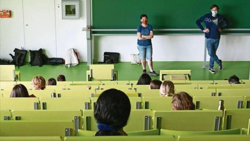 In Basel wurden die Prüfungen ins Homeoffice verlegt, an vielen deutschen Unis indes wurde vor Ort geprüft.