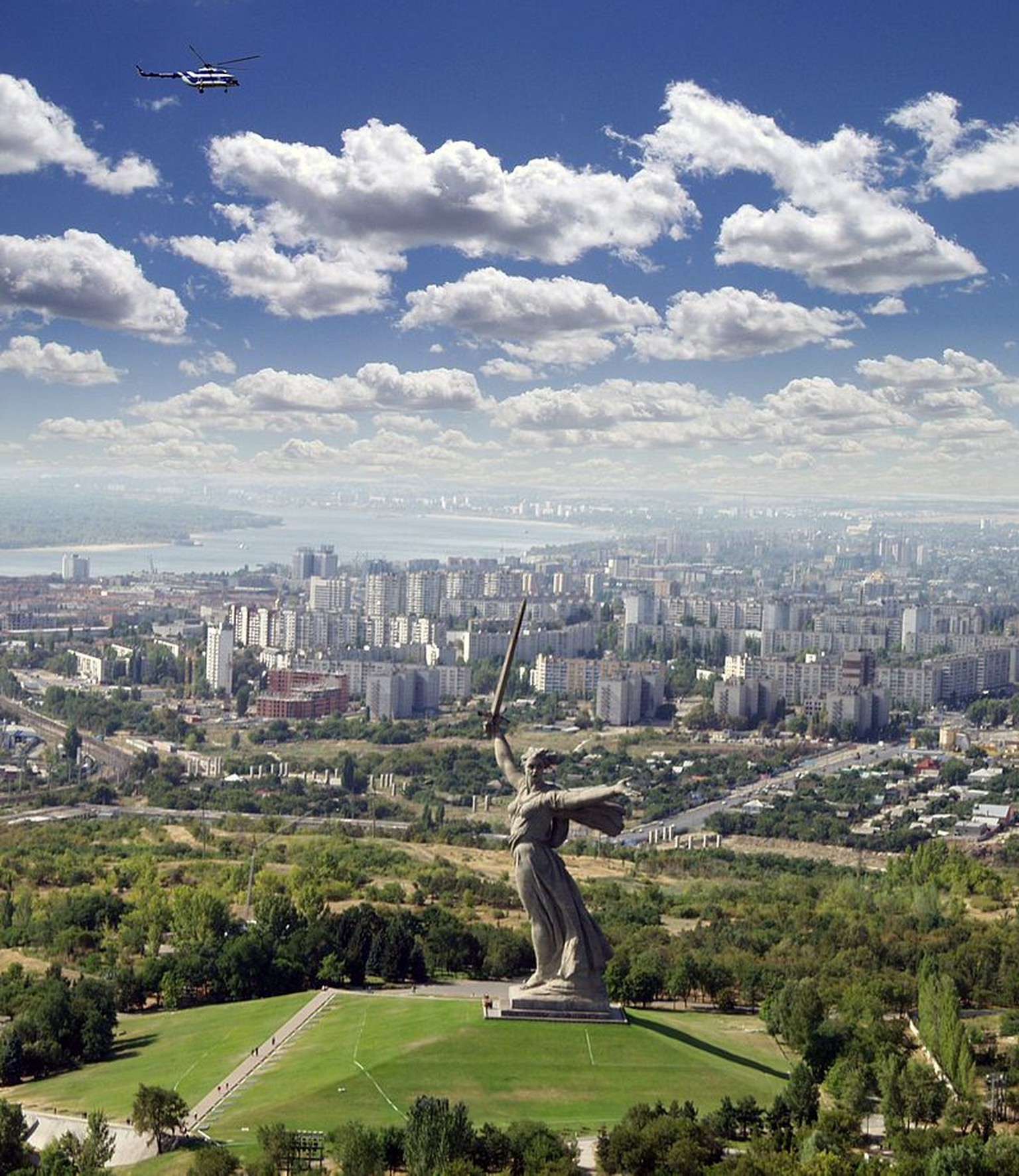 Mutter Heimat ruft - Statue 88 Meter Wolgograd Stalingrad Russland Zweiter Weltkrieg https://en.wikipedia.org/wiki/The_Motherland_Calls#Measurements