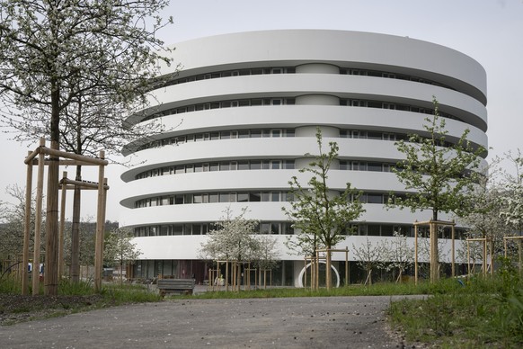 Das Forschungszentrum fuer das Kind (FZK) des Kinderspital Zuerichs von den Architekten Herzog und de Meuron, aufgenommen am Montag, 8. April 2024, in Zuerich. (KEYSTONE/Ennio Leanza)