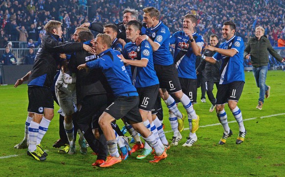 Grosse Party für Bielefeld.