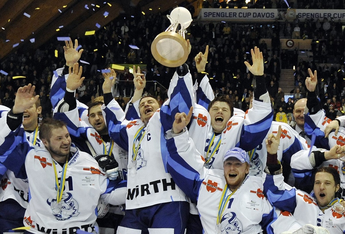 Für die KHL (hier mit Minsk) ist der Spengler Cup eine hervorragende Werbeplattform.