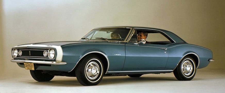 Chevrolet Camaro 1967 1st gen https://hips.hearstapps.com/hmg-prod/amv-prod-cad-assets/wp-content/uploads/2015/04/1967-SportCoupe-n.jpg?resize=980:*