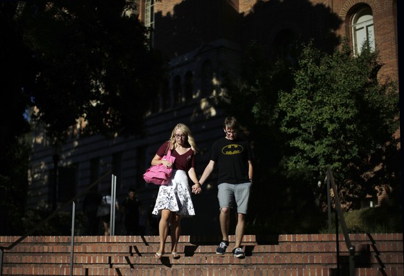 Ein paar an der new University of California in Los Angeles.