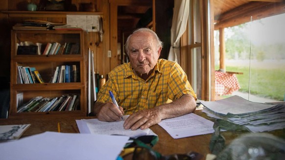 Der Gründer und bisherige Besitzer der Outdoor-Firma Patagonia, Yvon Chouinard, hat sein Unternehmen an gemeinnützige Stiftungen übertragen.