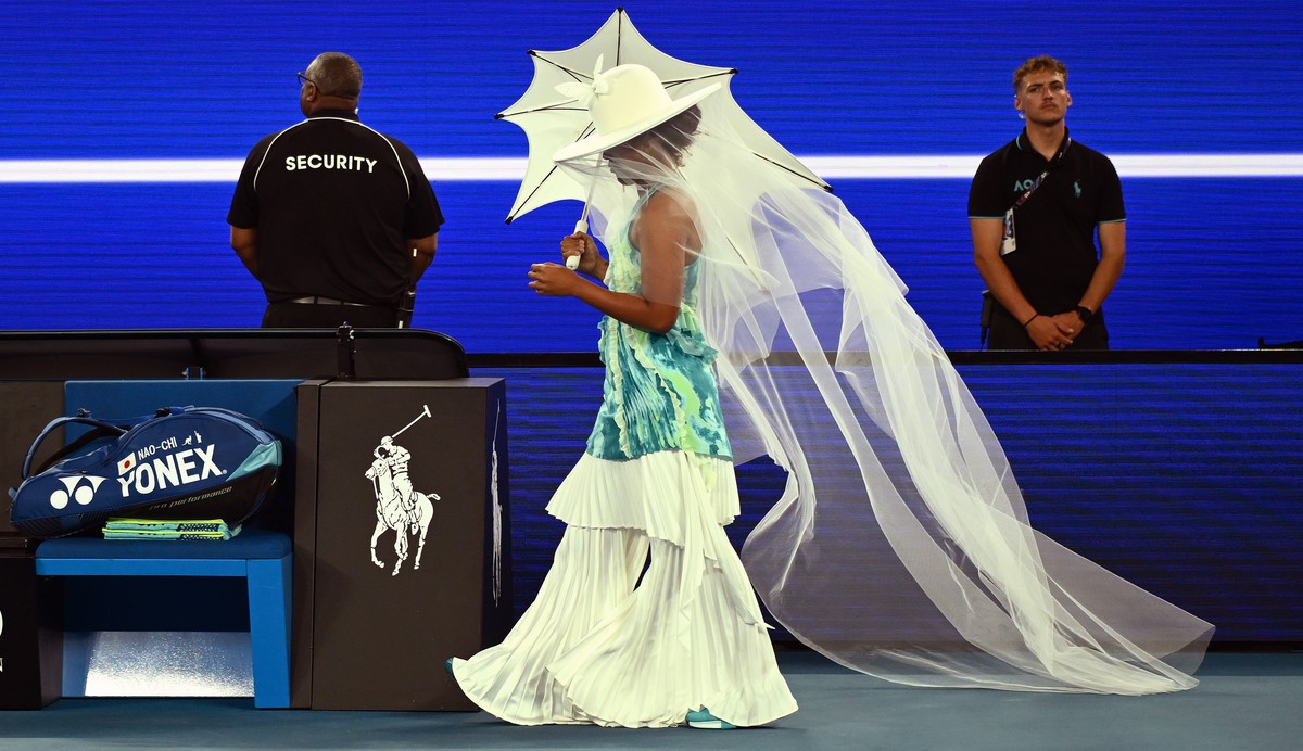 KEYPIX - epa12663413 Naomi Osaka of Japan enters the court ahead of her Women's Singles first round match against Antonia Ruzic of Croatia at the Australian Open tennnis tournament in Melbourne,  ...
