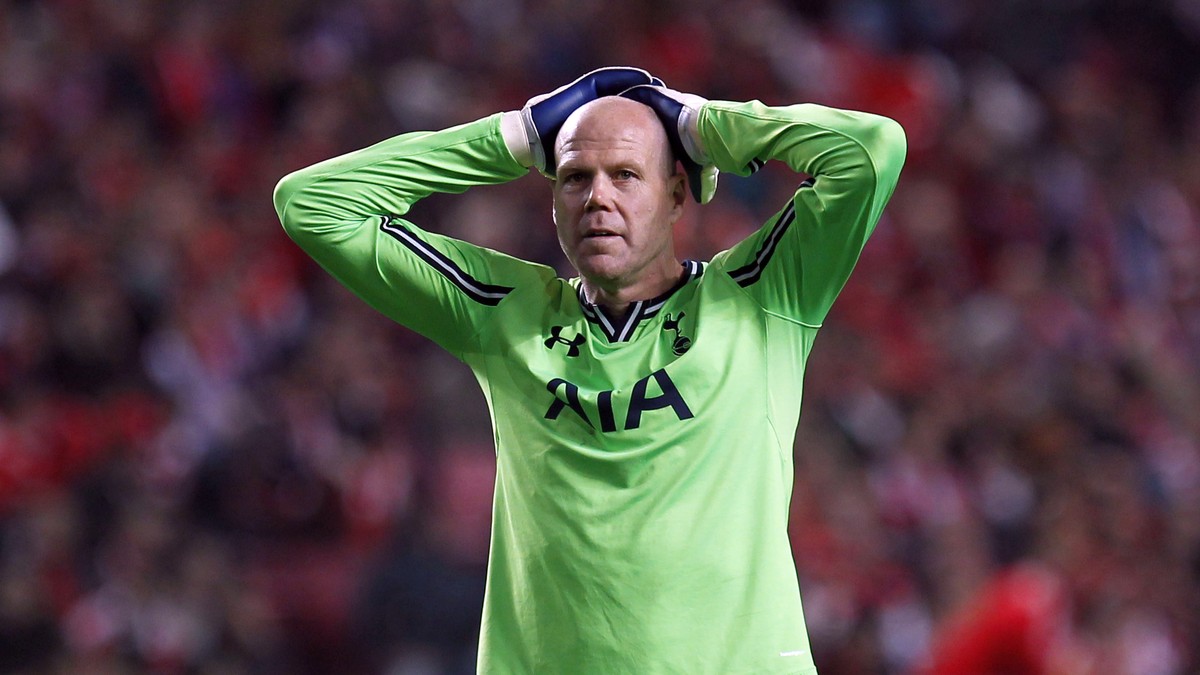Tottenham's goalkeeper Brad Friedel gestures during the Europa League, round of 16, second leg soccer match between Benfica and Tottenham at Benfica's Luz stadium, in Lisbon, Thursday, March ...