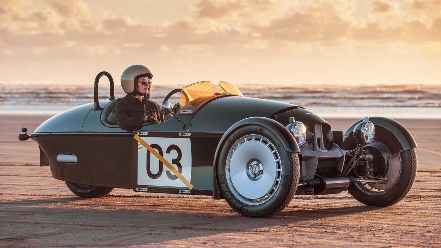 Morgan Super 3 auto retro design https://www.morgan-motor.com/super-3/