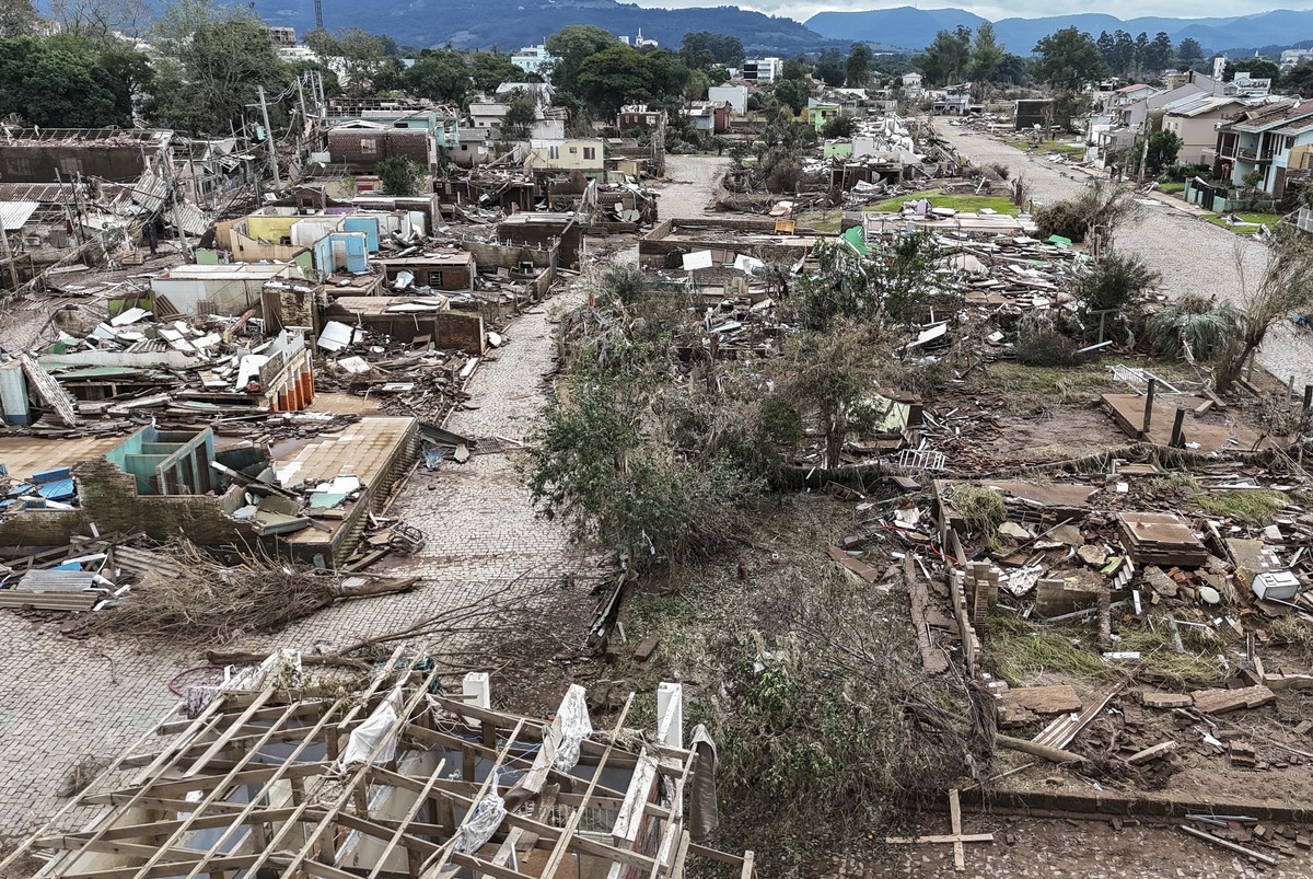 epa11329822 A photo taken with a drone shows the destruction following floods after the overflowing of the Forqueta River in Lajeado, Brasil, 09 May 2024. At least 108 people died and more than 130 we ...