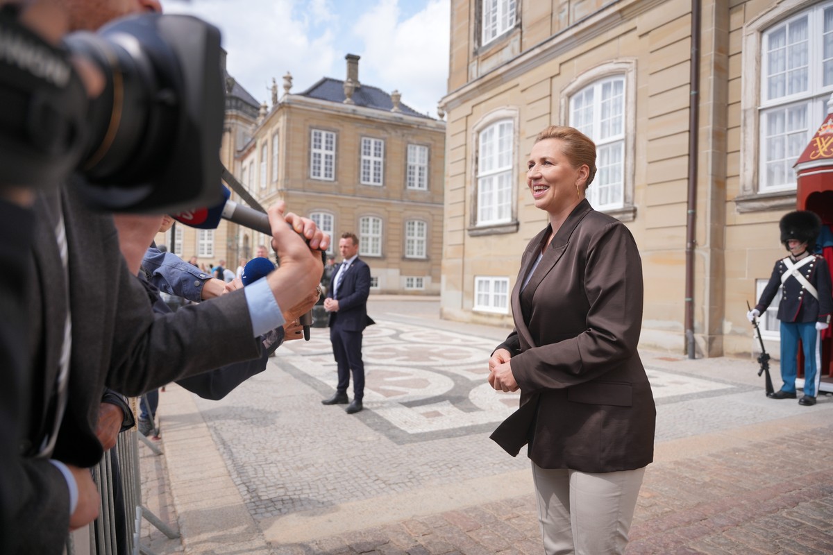 epa12986761 Denmark's acting Prime Minister Mette Frederiksen speaks to reporters after her visit to the King at Amalienborg Palace in Copenhagen, Denmark, 23 May 2026. Acting Prime Minister Fred ...