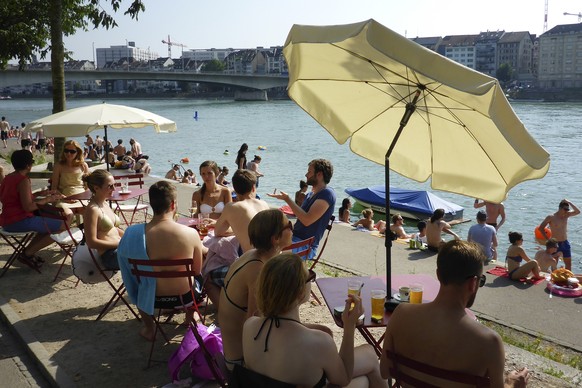 Heute in Basel nur sünnele, nicht schwimmen.