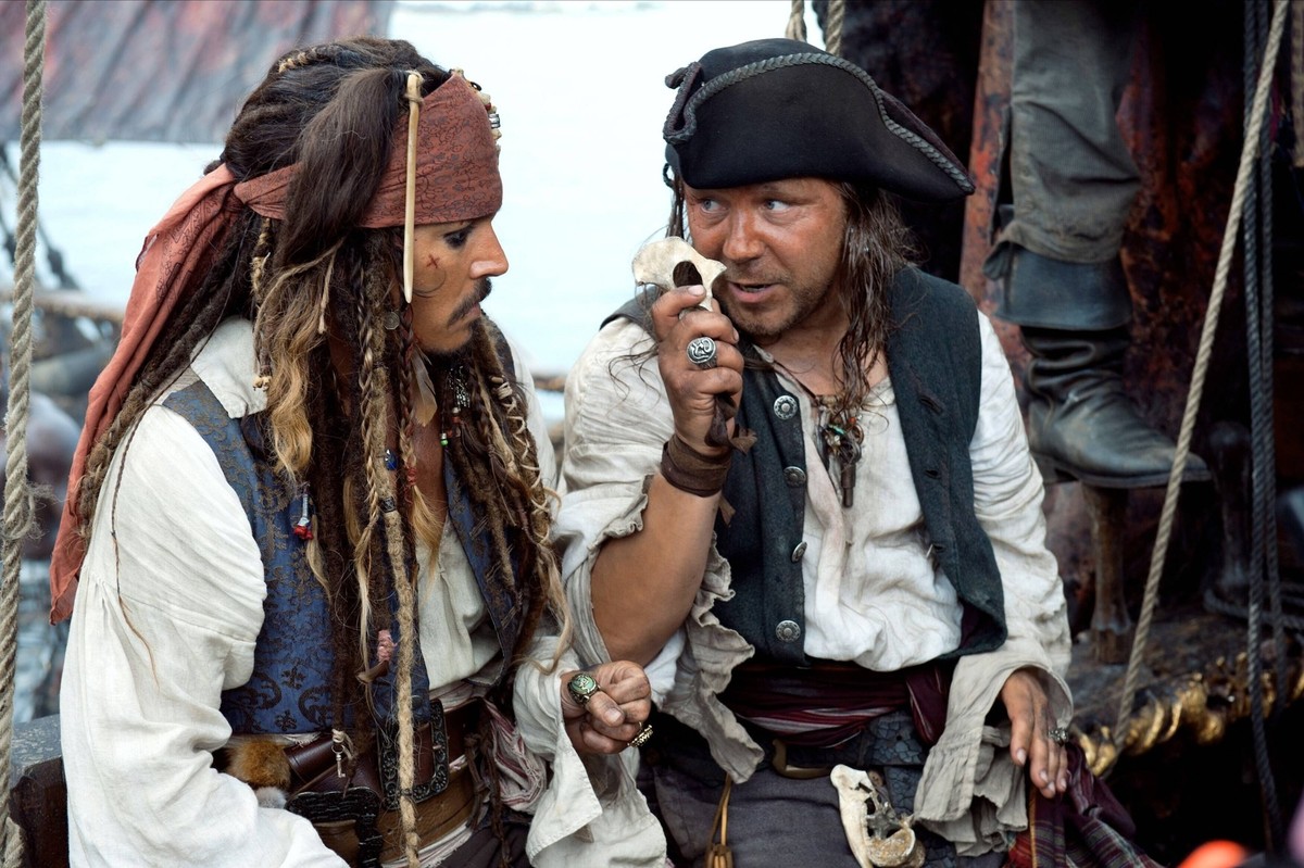 Johnny Depp &amp; Stephen Graham Characters: Jack Sparrow, Scrum Film: Pirates Of The Caribbean: On Stranger Tides Pirates Of The Caribbean: On Stranger Tides USA 2011 Director: Rob Marshall 07 May 20 ...