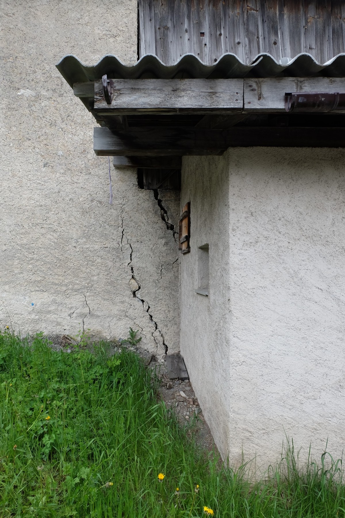 Brienz in Graubünden, ein Tag vor der Evakuierung, wegen Bergsturz. 11. Mai 2023.