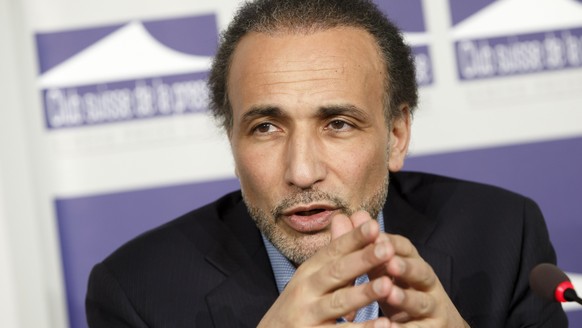 Switzerland&#039;s philosopher and professor of Contemporary Islamic Studies Tariq Ramadan speaks during a panel &quot;How can religion contribute to fight against extremism?&quot;, at the Geneva Pres ...