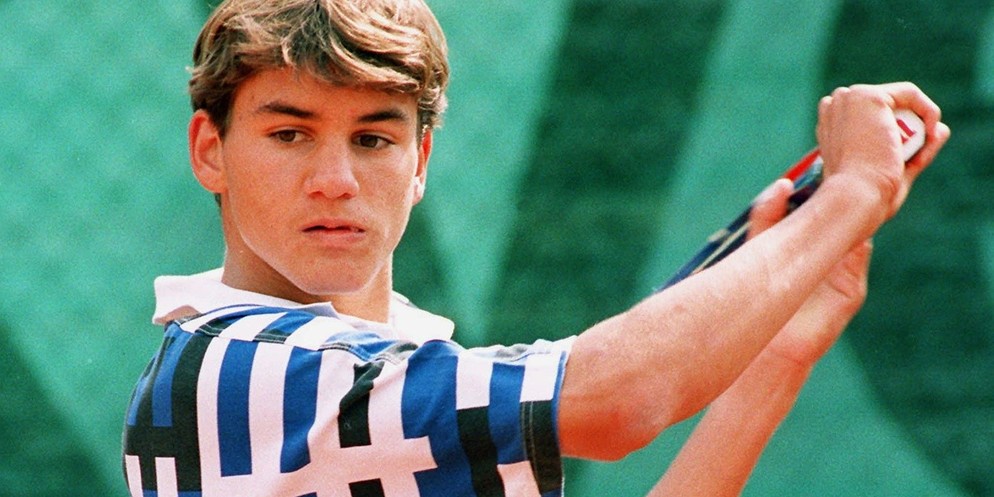 Für die Familie Federer hat sich die Investition in die Sportkarriere ihres Sohnes Roger ausbezahlt. Wie steil die Karriere werden würde, ahnte hier am World Youth Cup 1996 allerdings noch niemand.