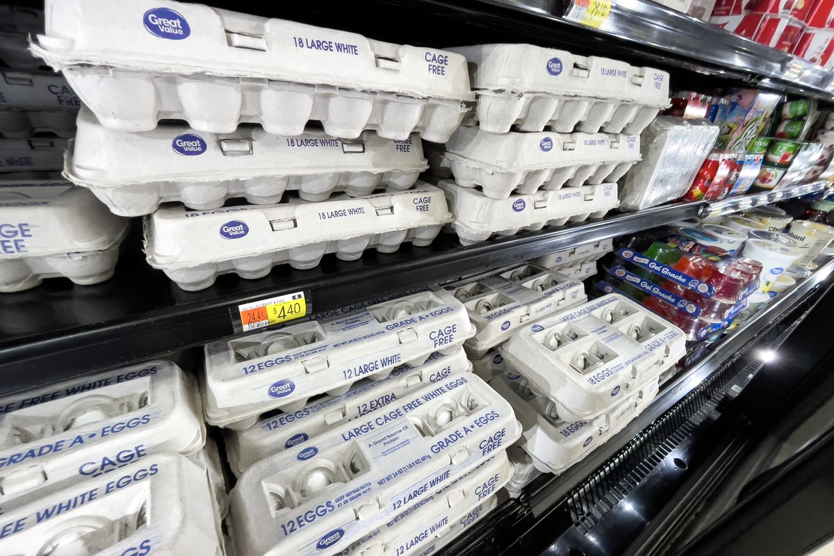 epa11223254 Cartons of fresh eggs line a display case inside a Walmart store in North Reading, Massachusetts, USA, 15 March 2024. According to the US Bureau of Labor Statistics, the Consumer Price Ind ...