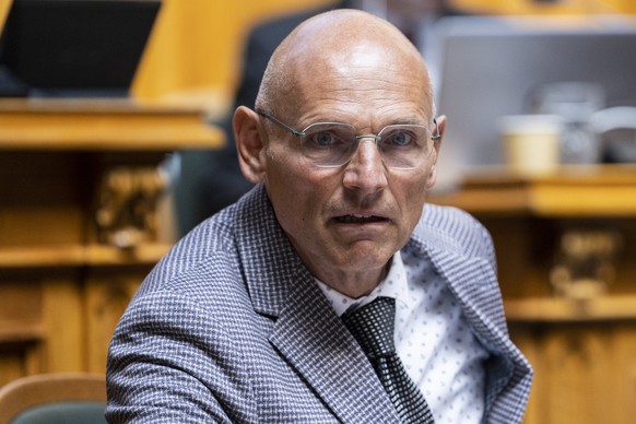 Alfred Heer, SVP-ZH, Praesident der Geschaeftspruefungskommission des Nationalrats, spricht zur Grossen Kammer, am ersten Tag der Herbstsession der Eidgenoessischen Raete, am Montag, 12. September 202 ...