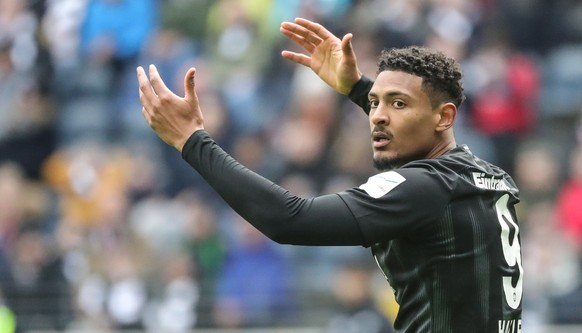 epa07445194 Frankfurt&#039;s Sebastien Haller reacts during the German Bundesliga soccer match between Eintracht Frankfurt and FC Nuernberg in Frankfurt Main, Germany, 17 March 2019. EPA/ARMANDO BABAN ...