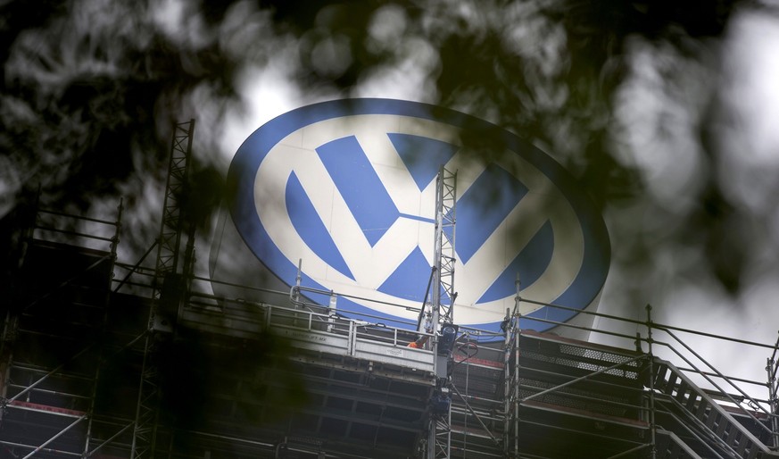 In Wolfsburg und in anderen Standorten von VW wurden Durchsuchungen gestartet.
