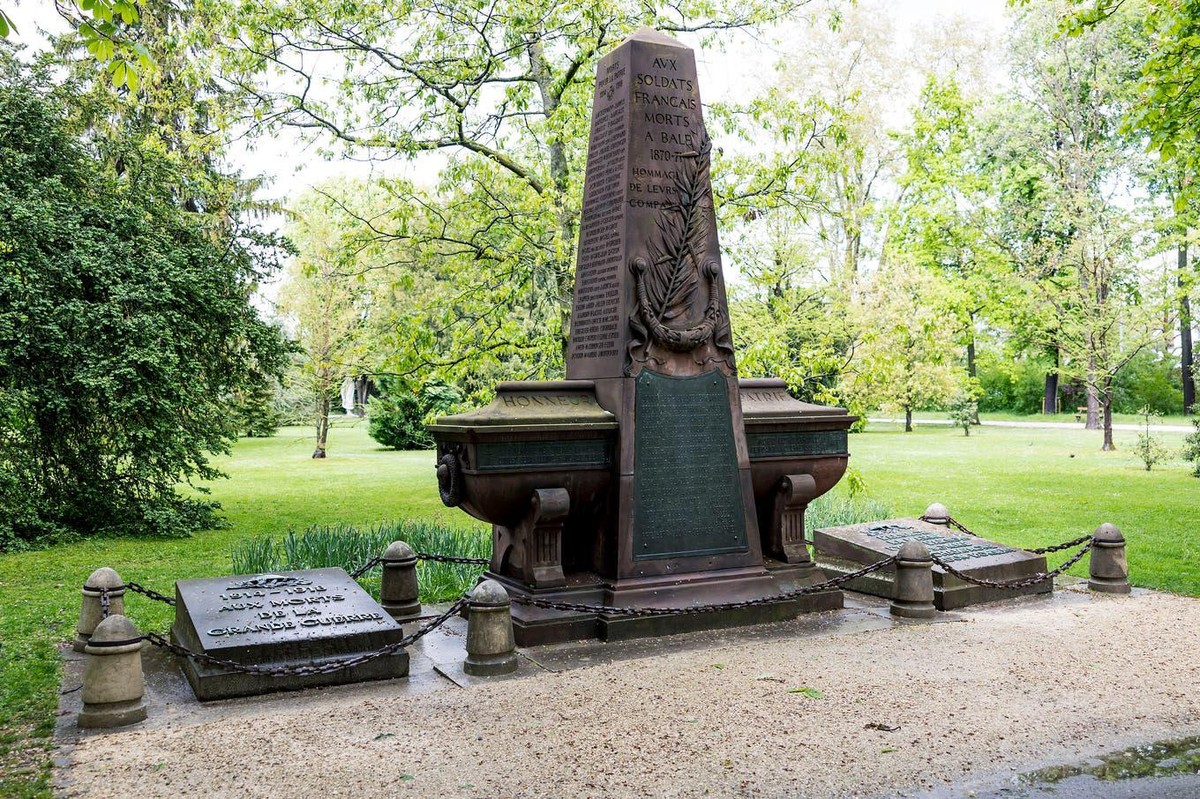 Denkmal für die Bourbaki-Soldaten im Kannenfeldpark.