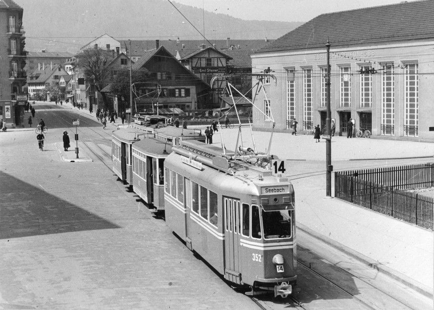 Vierachsmotorwagen St.St.Z.352 der VBZ