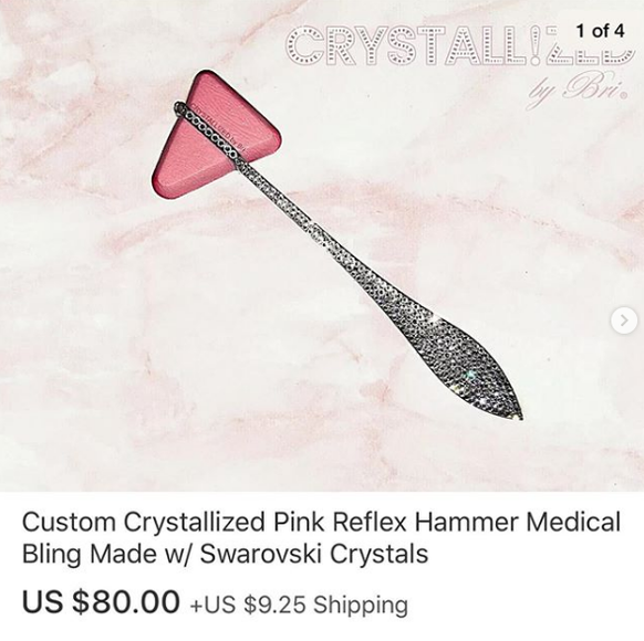 Pinker Reflexhammer mit Swarovski-Kristallen besetzt, Massarbeit.