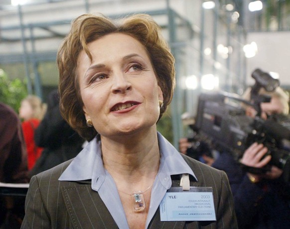 Chairman of the Centre Party Anneli Jaatteenmaki is interviewed at a TV studio of the Finnish broadcasting company Yleisradio in Helsinki, Finland, Sunday March 16 2003. Finns began voting Sunday in a ...