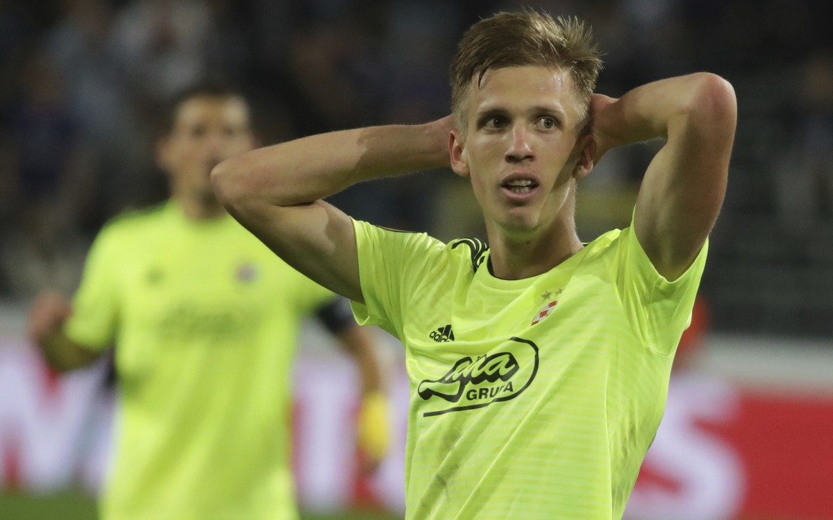 Dinamo Zagreb's Dani Olmo gestures during the Europa League group D soccer match between Anderlecht and Dinamo Zagreb at the Constant Vanden Stock stadium in Brussels, Thursday, Oct. 4, 2018. (AP ...