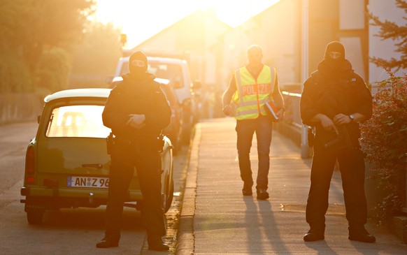 Special Police secure a street after an explosion in Ansbach near Nuremberg, Germany July 25, 2016. REUTERS/Michaela Rehle TPX IMAGES OF THE DAY