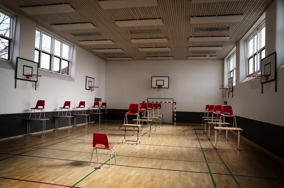 epa08362036 iIndividual school tables in certain distance to each other are arranged in various class rooms at the Stengaard School, which is prepared for the reopening of lessons for pupils from firs ...