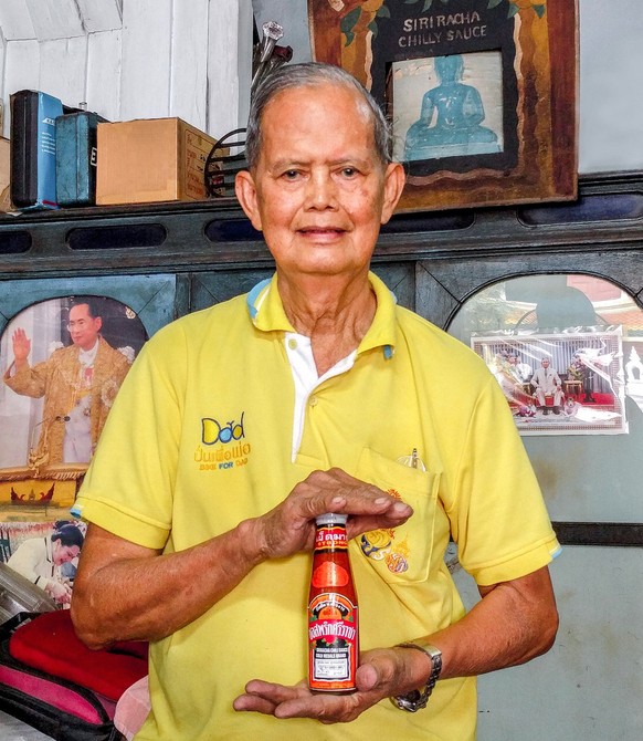 English: Lakut Suwanprasop, son of Madam La Orr Suwanprasop and proud owner of Gold Medal Sriracha Sauce. 
https://en.m.wikipedia.org/wiki/File:Lakut_Suwanprasop,_Owner_of_Gold_Medal_Sriracha_Sauce.jp ...