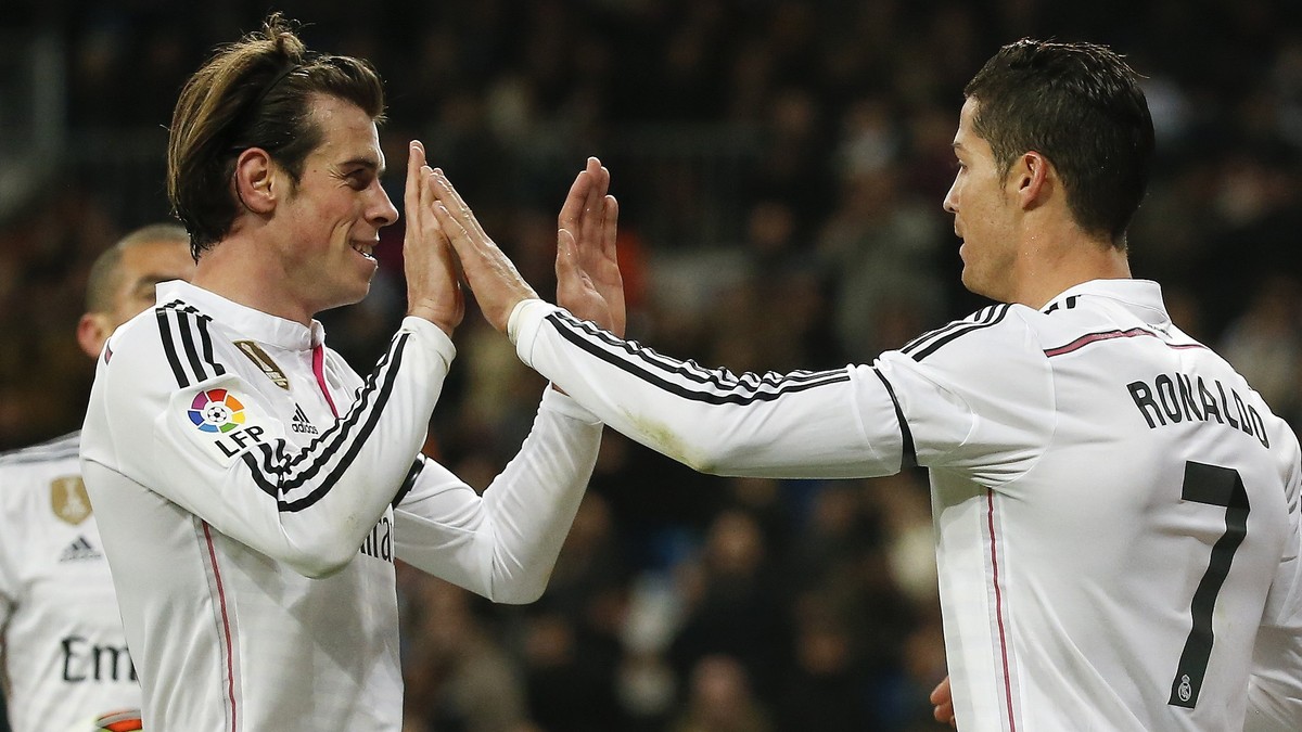 REFILE - CORRECTING IDENTITY OF GOALSCORER
Real Madrid's Gareth Bale (L) celebrates his goal against Levante with teammate Cristiano Ronaldo during their Spanish First Division soccer match at S ...