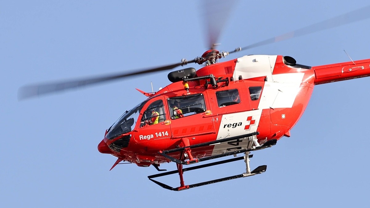 Erdrutsch-in-Cimadera-TI-erfasst-Auto-Fahrer-mit-Heli-ins-Spital-transportiert