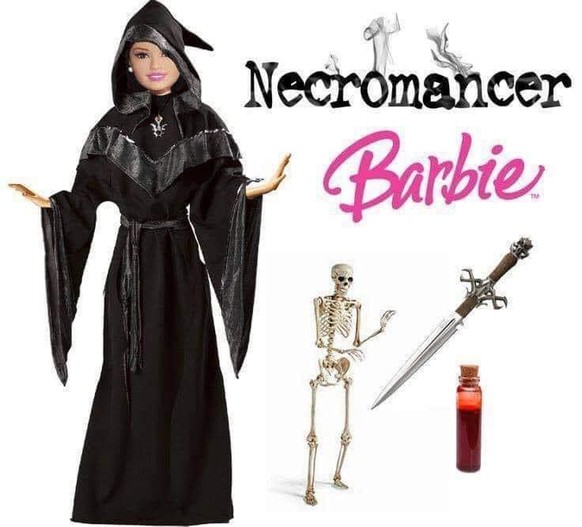 Barbie und kein Ende: Wie Plastic Fantastic die Weltherrschaft übernahm\nStimmt… sie hatte wirklich jedes erdenkliche Outfit 🙊🙈