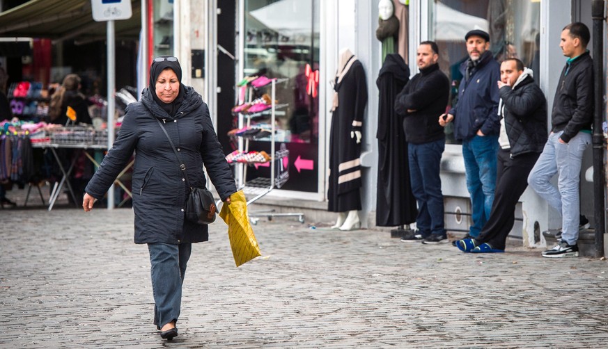 Im Zentrum von Molenbeek, einem islamisch geprägten Quartier in Brüssel.