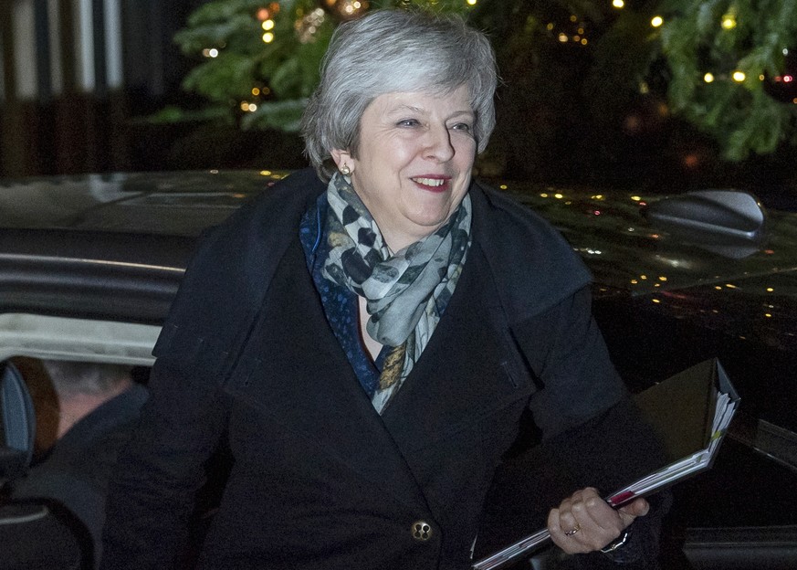 Showdown in London: Theresa May übersteht das Misstrauensvotum